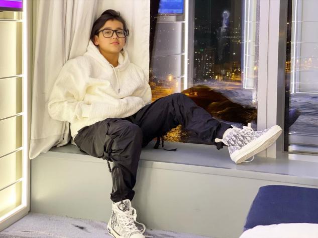 Monito Vidal comparte romántica foto junto a su polola
