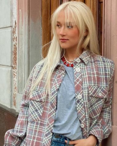 Vesta Lugg compartió romántica foto junto a su pololo