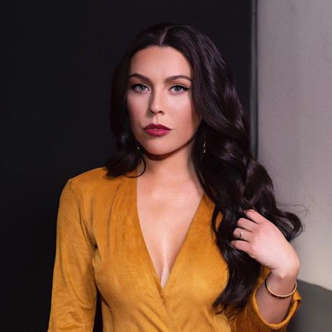 Daniela Aránguiz ataca a periodista por tuit sobre su marido