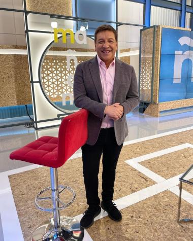 Polola de Julio César Rodríguez demuestra su amor con postal