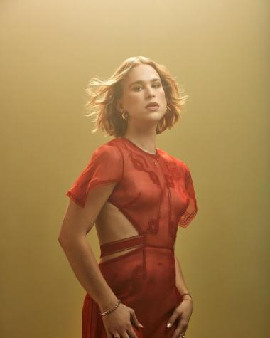 Actriz de "13 Reasons Why" revela que es una mujer trans