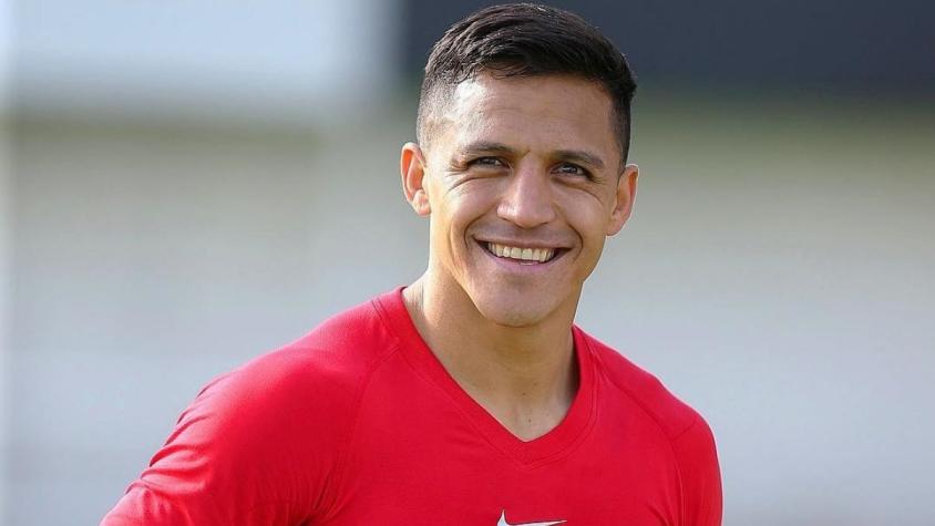 Aseguran que Alexis Sánchez tendría relación con ex chica reality