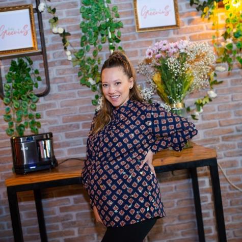 Ingrid Parra encanta con fotos de baby shower full rosado