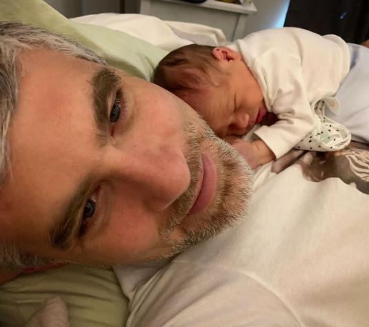 El susto que pasó Manuel de Tezanos por nacimiento de su hijo