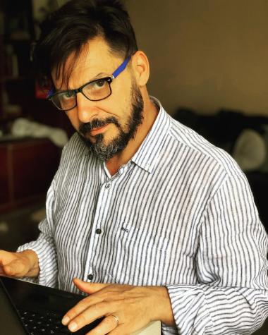 Rafael Cavada realiza sentido mensaje tras accidente