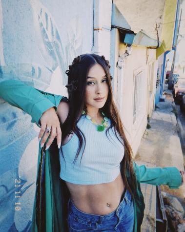 Denise Rosenthal se llena de elogios por foto en traje de baño