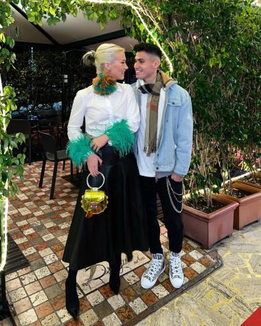 Vesta Lugg celebra dos años de pololeo con romántico post