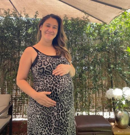 Belén Mora es atacada por no revelar el nombre de su hijo