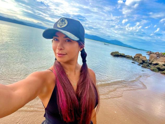 Fanny Cuevas celebra el amor con románticas fotos