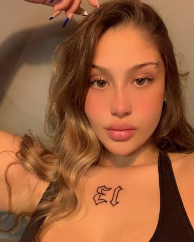 Trini Neira sacó aplausos con su look para ir al estadio