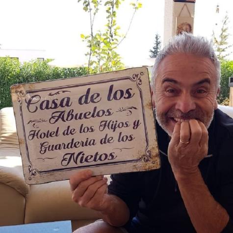 Juvenal Olmos volvió a vivir con su mamá a los 59 años