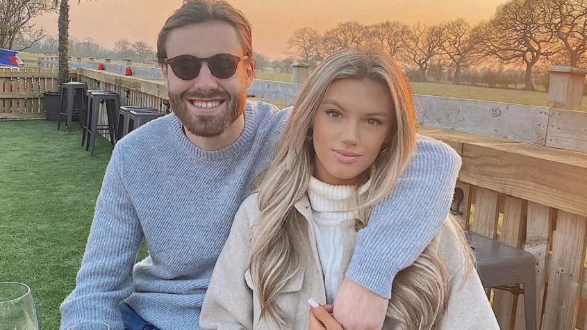 Ben Brereton y Kimberley Abbott confirman que serán padres: “Guaguita Brereton llega en enero”