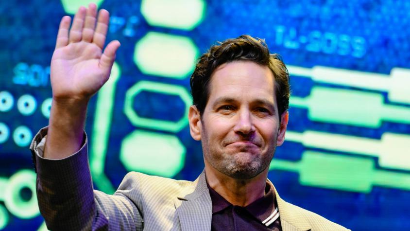 El conmovedor gesto de Paul Rudd a un niño aislado en la escuela