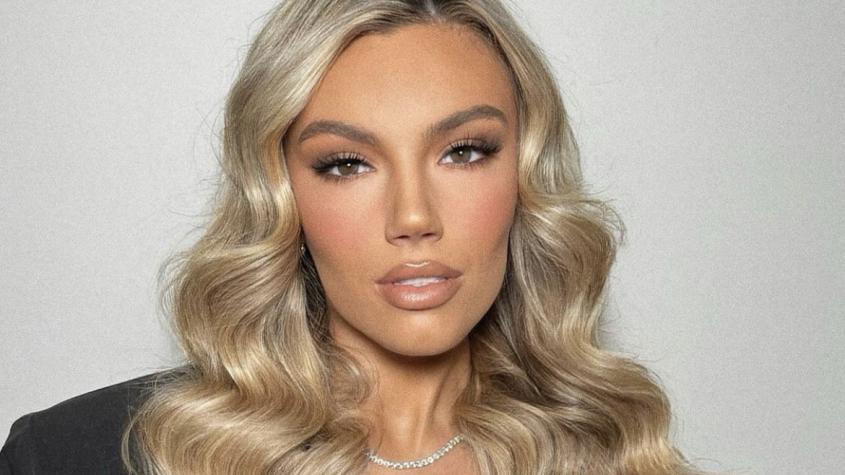 Pareja de Ben Brereton, Kimberley Abbott comparte sensual escote en redes sociales