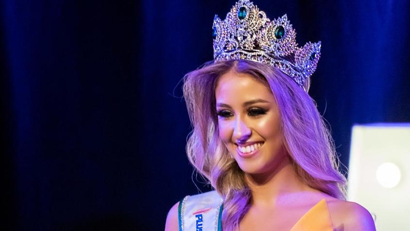 Daniela Riquelme se coronó Miss Earth Chile 2022