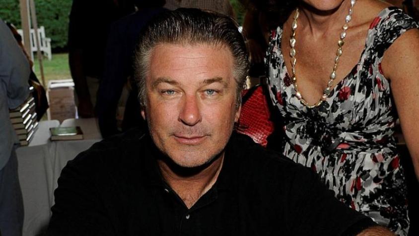 FBI concluye que Alec Baldwin apretó el gatillo que mató a Halyna Hutchins: él lo había negado