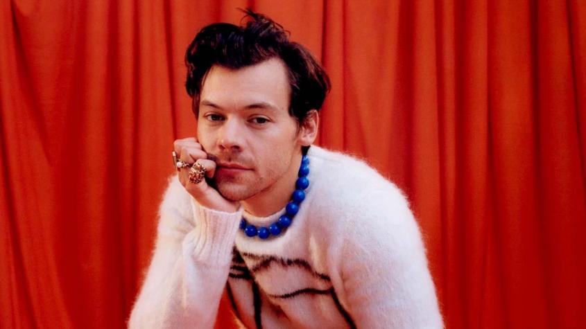 Harry Styles rinde tributo a la Reina Isabel II en uno de sus conciertos