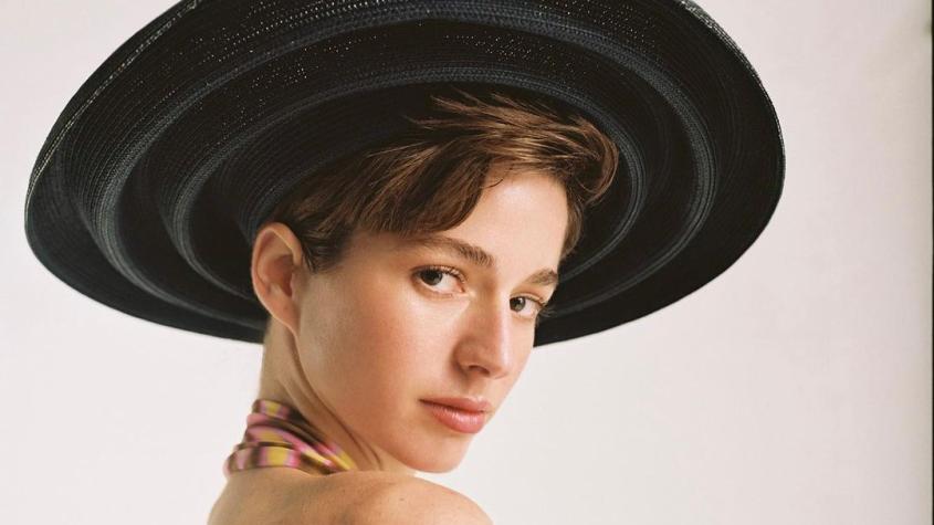 Mariana Di Girolamo escribe potente mensaje posando en traje de baño