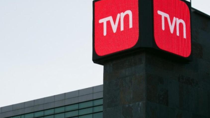 Rostro de TVN deja el canal en medio de rumores de haber solicitado un aumento de sueldo