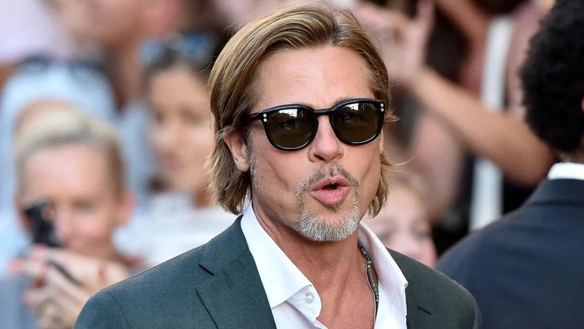 Brad Pitt es fotografiado paseando junto a su nueva novia: ¡Mira de quién se trata!