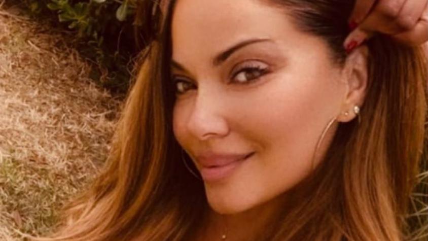 "Mamasota": Tía de Paloma Mami se la juega con acalorado bikinazo