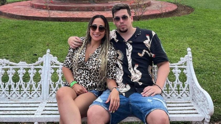 "¿Qué es eso?": Nano Calderón y su pareja llaman la atención por particular foto