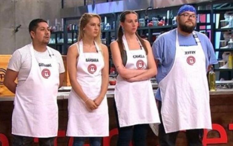 Ex participante de MasterChef Chile sorprende con espectacular topless