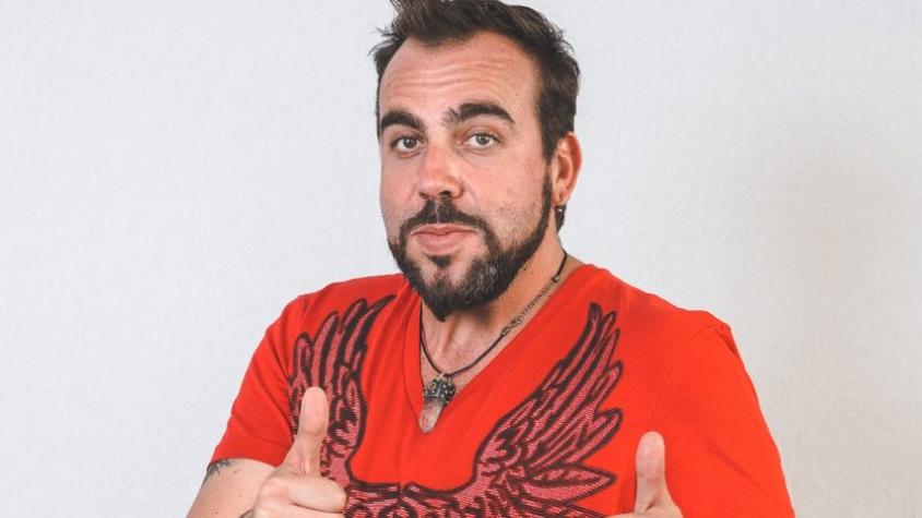 ¡Rubio platinado! Francisco Kaminski estrena radical cambio de look