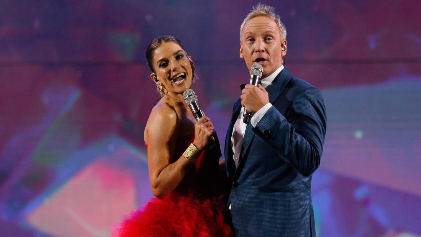 María Luisa Godoy y Martín Cárcamo sorprenden con su look en Viña 2023