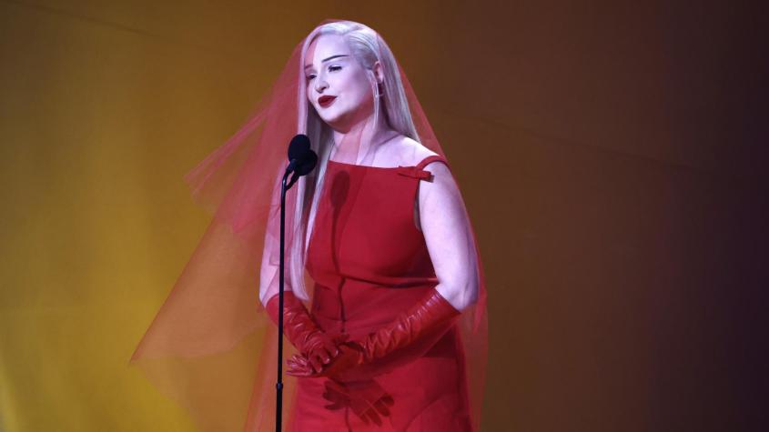 Kim Petras se transforma en la primera cantante trans en ganar un Grammy