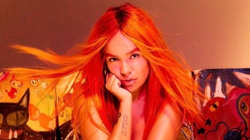 Karol G enciende las redes con osadas fotografías en bikini