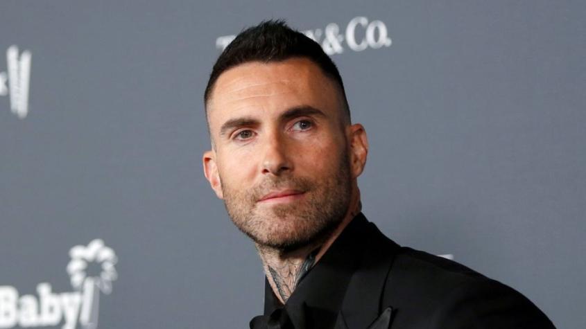 Estafan a Adam Levine tras la compra de lujoso vehículo: recibió crudas burlas de cibernautas chilenos