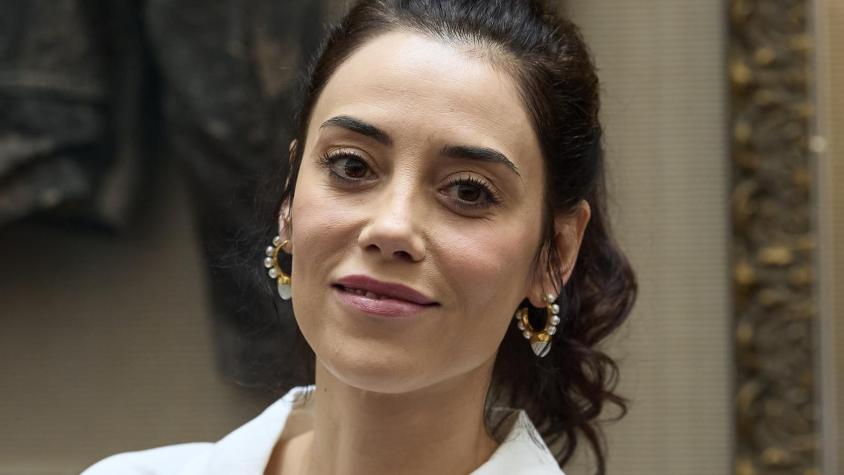 No estaba muerta: actriz Cansu Dere aparece a un mes del terremoto que impactó a Turquía