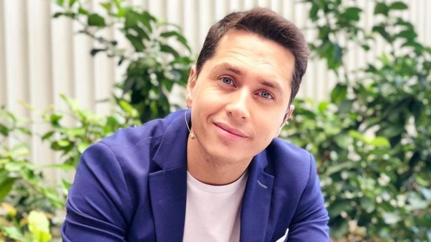 Ex de Karol Lucero lo acusa de seguir escribiéndole pese a estar comprometido Ex de Karol Lucero lo acusa de seguir escribiéndole pese a estar comprometido