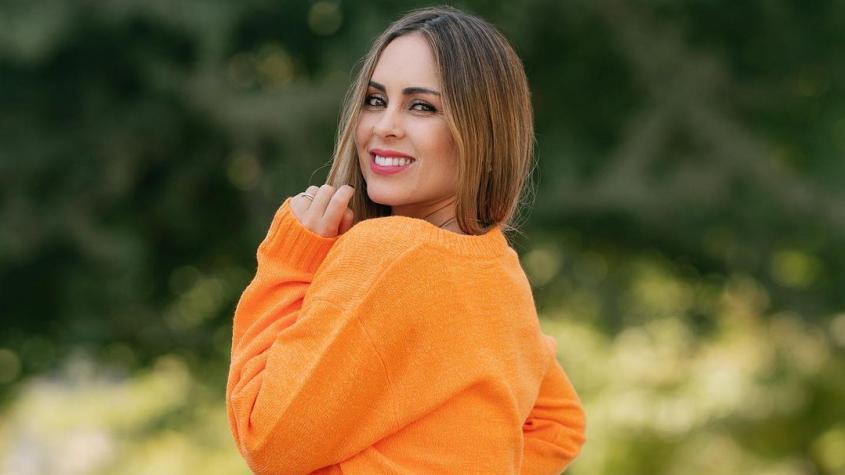 "Increíble cómo pasan los años": Maura Rivera impacta con sensual bikinazo 