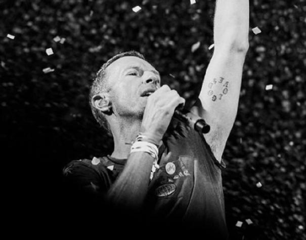 Coldplay rindió homenaje a Tina Turner durante masivo concierto en Barcelona