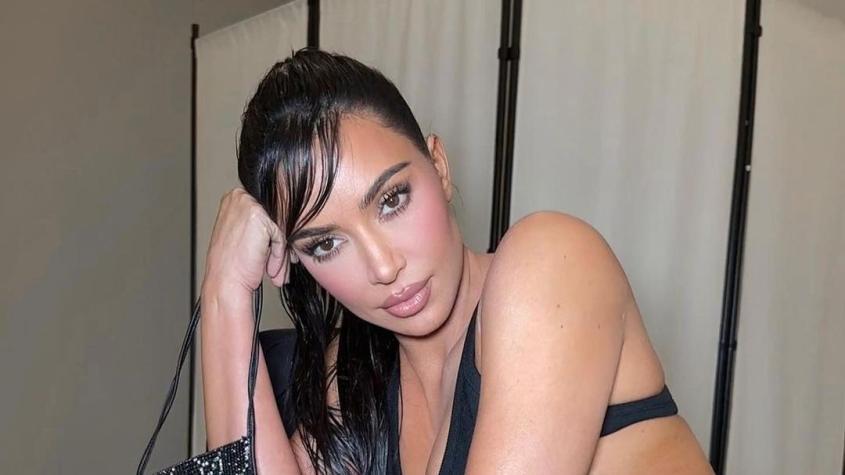 Kim Kardashian llevó a todo su equipo para tomar la foto de su licencia de conducir
