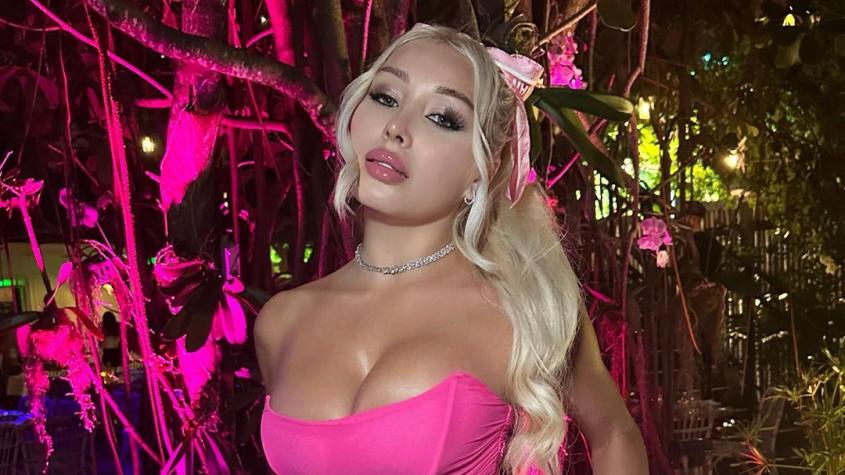 Daniella Chávez saca aplausos al convertirse en toda una Barbie