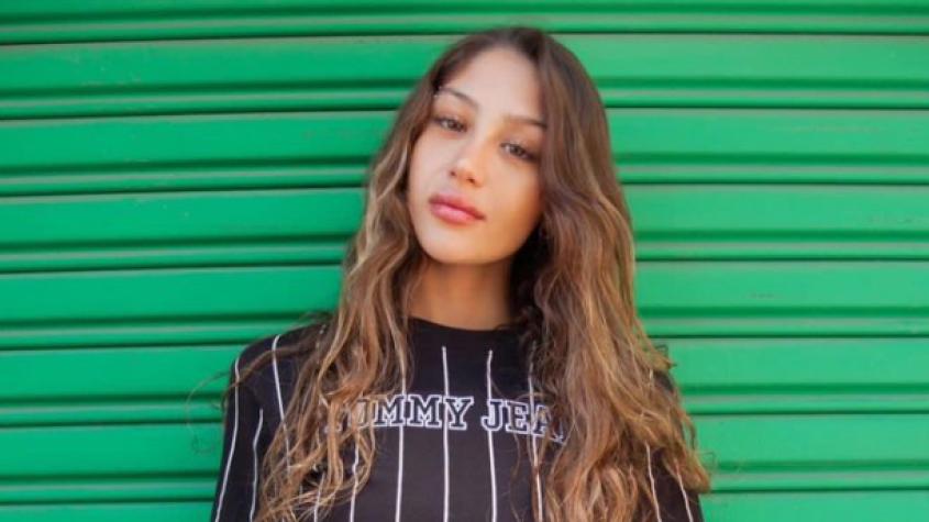 Trini Neira respondió con sensual video a hater que la acusó de utilizar filtros en sus fotografías