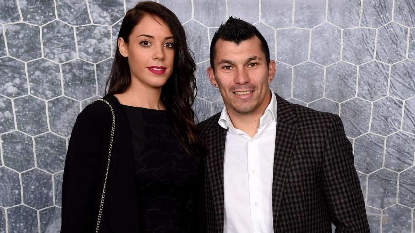 Expareja de Gary Medel habló sobre supuesto romance con futbolista argentino