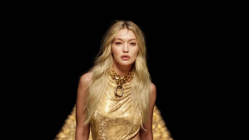 Gigi Hadid es el rostro icónico de Million Gold For Her de Rabanne