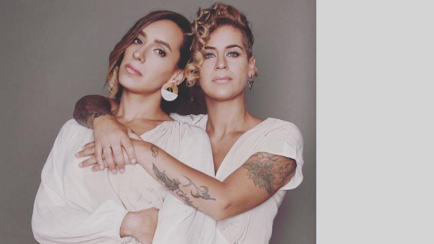 María Jimena Pereyra junto a su pareja Tania María Jimena Pereyra junto a su pareja Tania