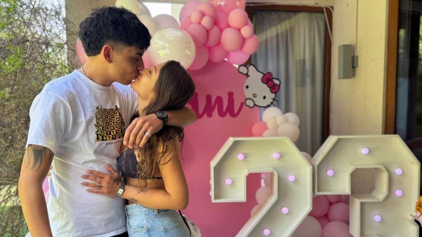 Trini Neira recibió romántica sorpresa de cumpleaños por parte de su novio: "Por una vida junto a ti"
