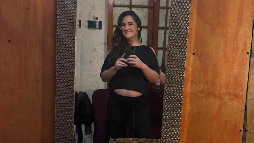 Con una foto de su embarazo: El emotivo mensaje de Belén Mora a sus 31 semanas de gestación.