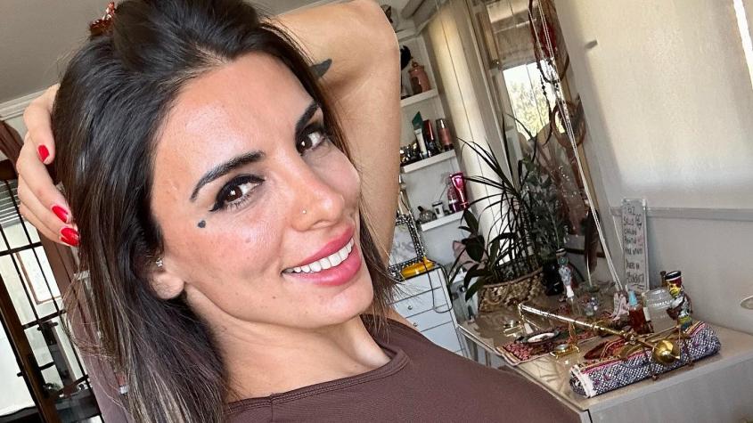 Jocelyn Medina compartió foto de osado tatuaje: “Decorando mi cuerpo”