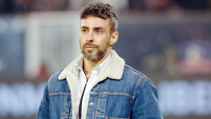 Jorge Valdivia regresa a redes sociales con enigmática imagen tras más de un mes de ausencia