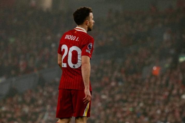 El conmovedor funeral de Diogo Jota: Van Dijk cargó una corona de flores con el número de camiseta del futbolista