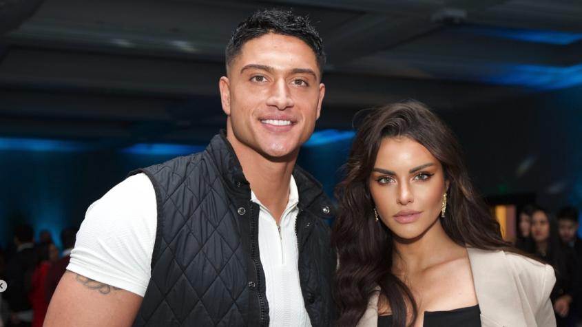 Los románticos gestos de Sammis Reyes con Emilia Dides en Dubái: la modelo no ocultó su amor