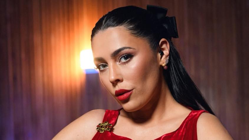 Exintegrante de “Rojo” presenta querella contra Daniela Aránguiz por injurias: solicita más de 500 días de reclusión