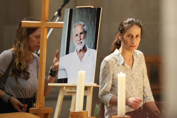 "El viento eres tú": Amparo Noguera emociona en redes al recordar a Héctor Noguera con fotos inéditas de su juventud